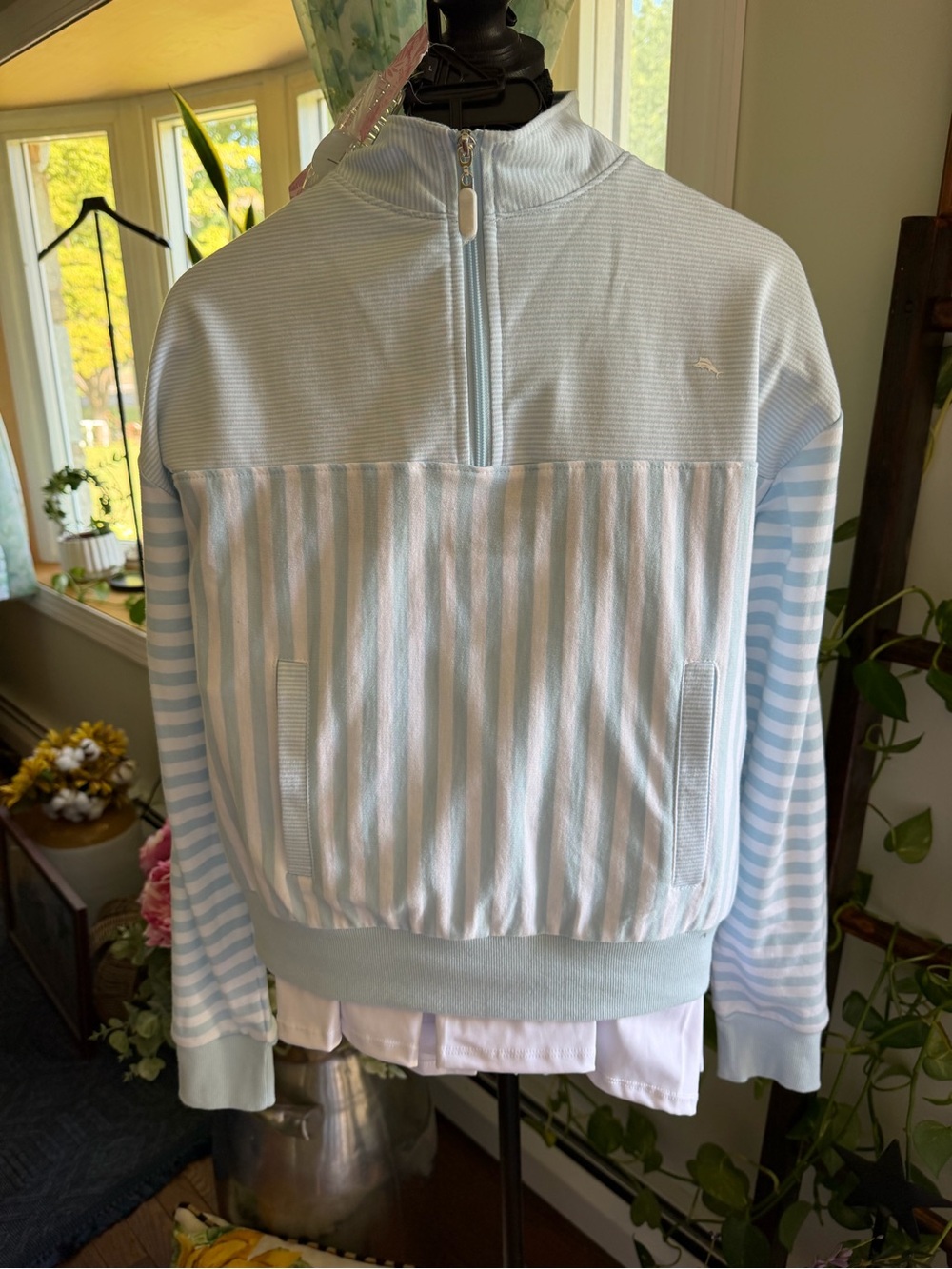 Tommy Bahama Blue & White Striped Half-Zip Sweatshirt /Skort With Hair Clip